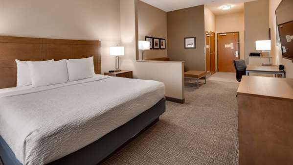 Suite - Best Western Plus Surprise Hotel