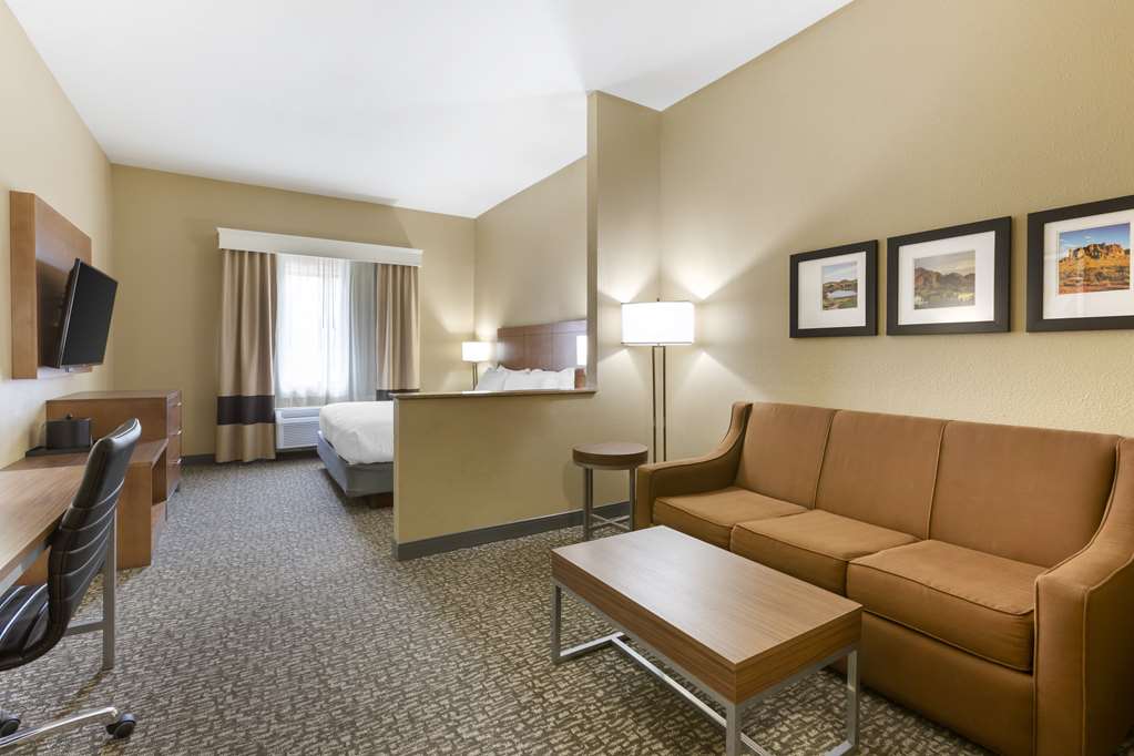Best Western Plus Surprise-Phoenix NW-guestroom-Guest Room,On-Site.jpg