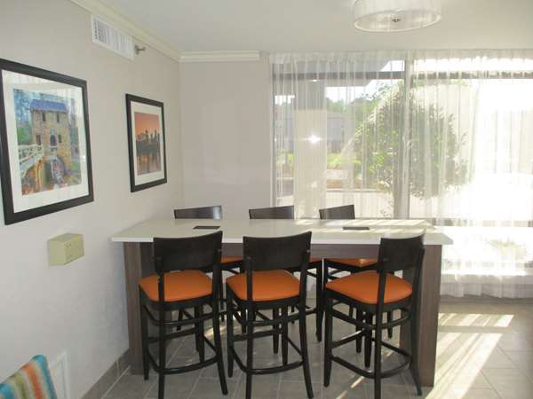 Amenities - Best Western South Little Rock Hotel - I-30, Exit 133