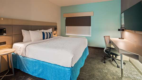  - Best Western Plus Ogallala Inn - I-80, Exit 126