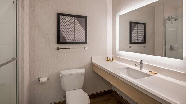  - Best Western Plus Ogallala Inn - I-80, Exit 126