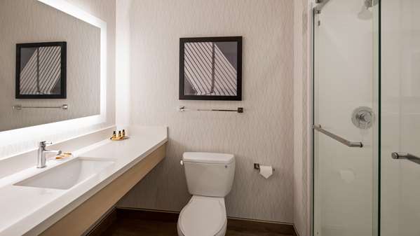  - Best Western Plus Ogallala Inn - I-80, Exit 126