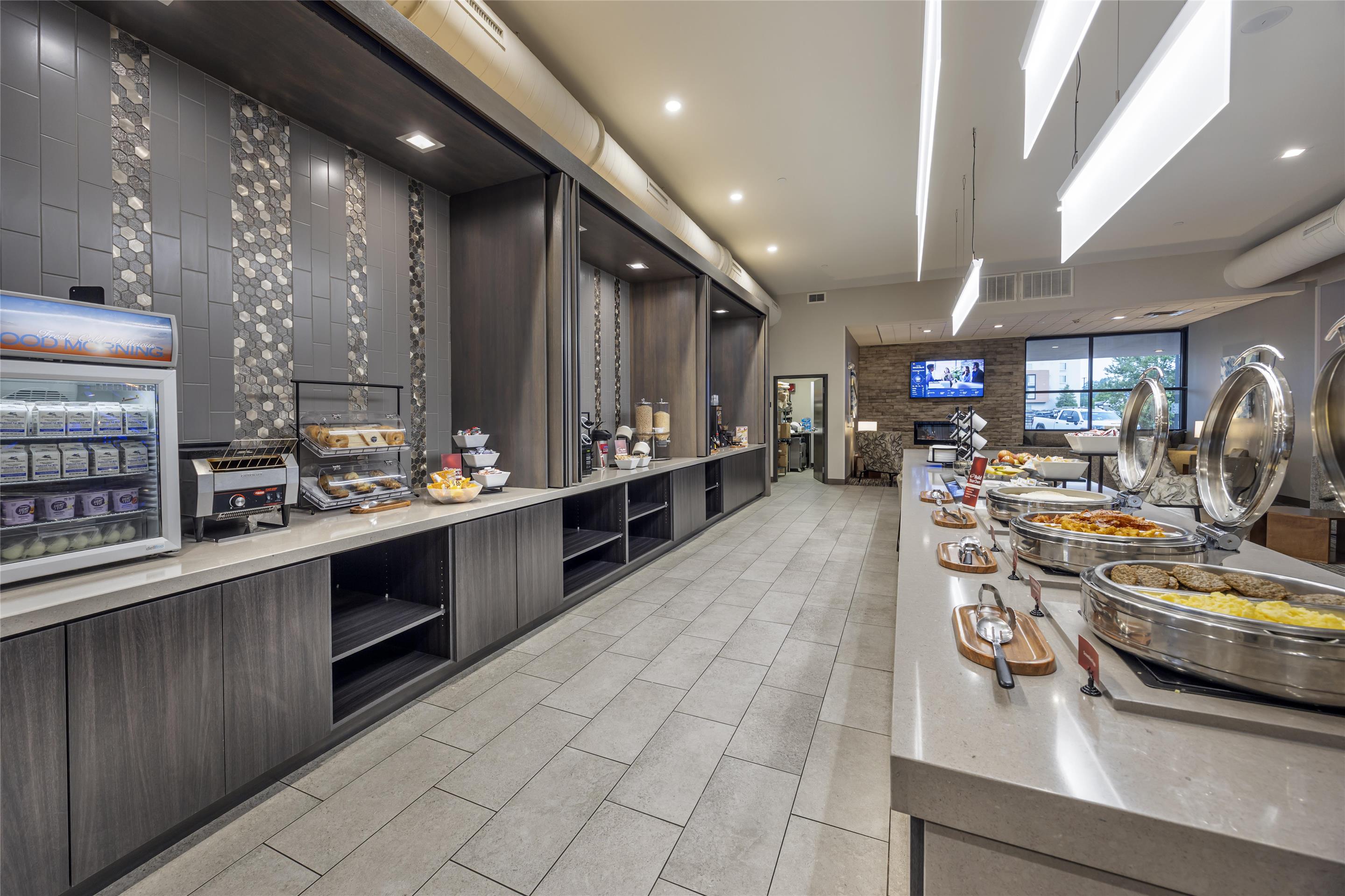 Breakfast Area | Best Western Plus Executive Residency Jackson Northeast