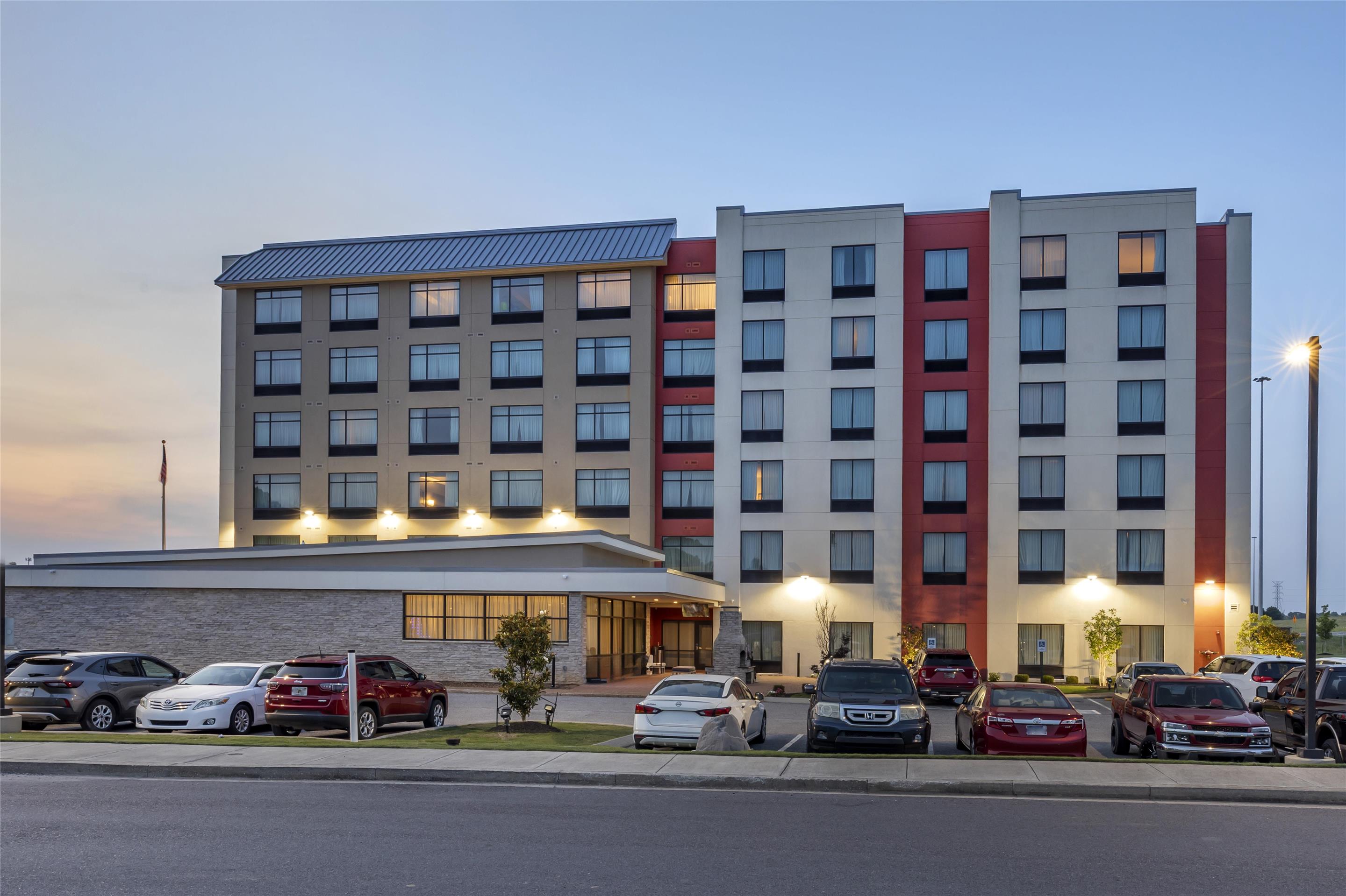 Exterior | Best Western Plus Executive Residency Jackson Northeast