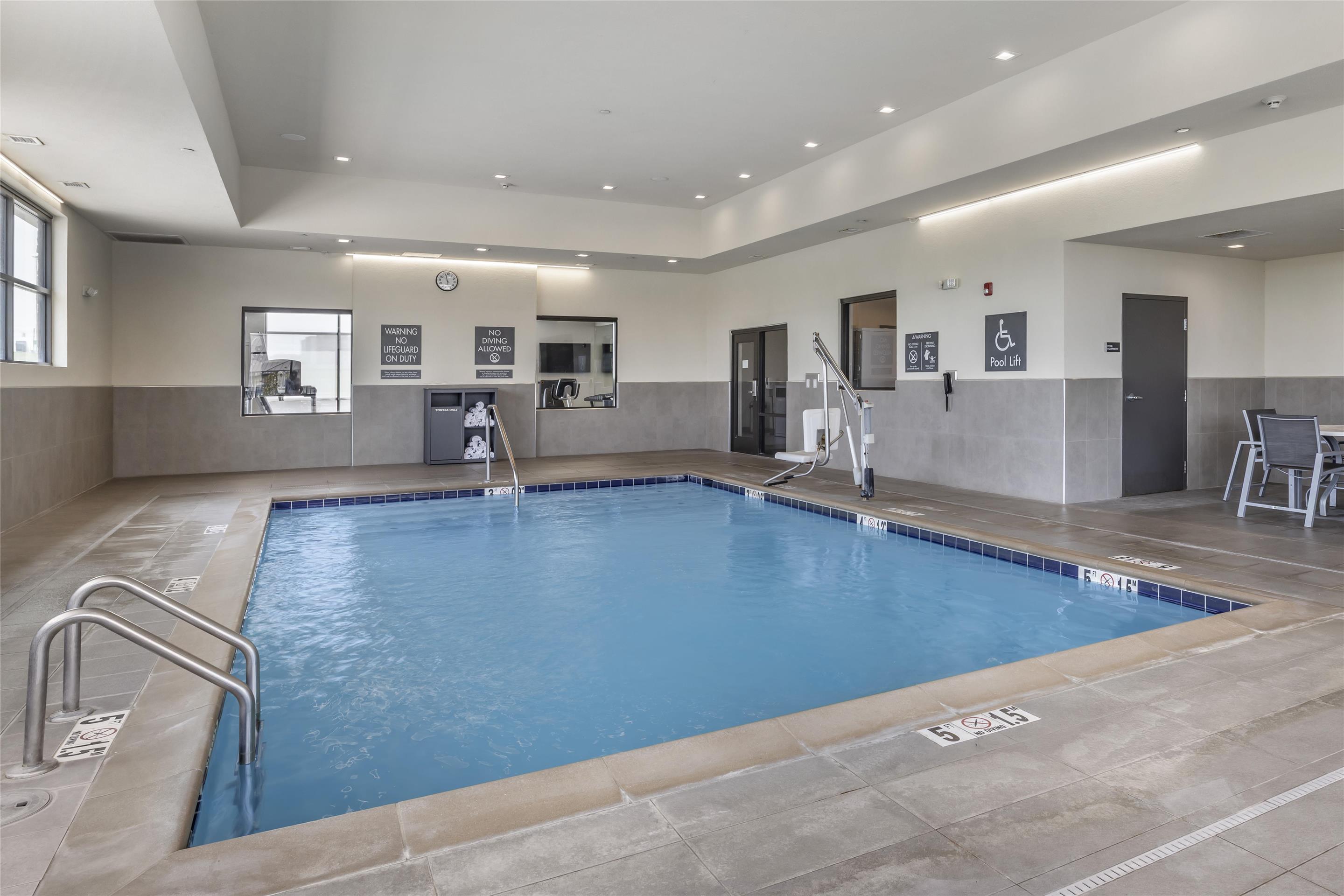 Pool | Best Western Plus Executive Residency Jackson Northeast