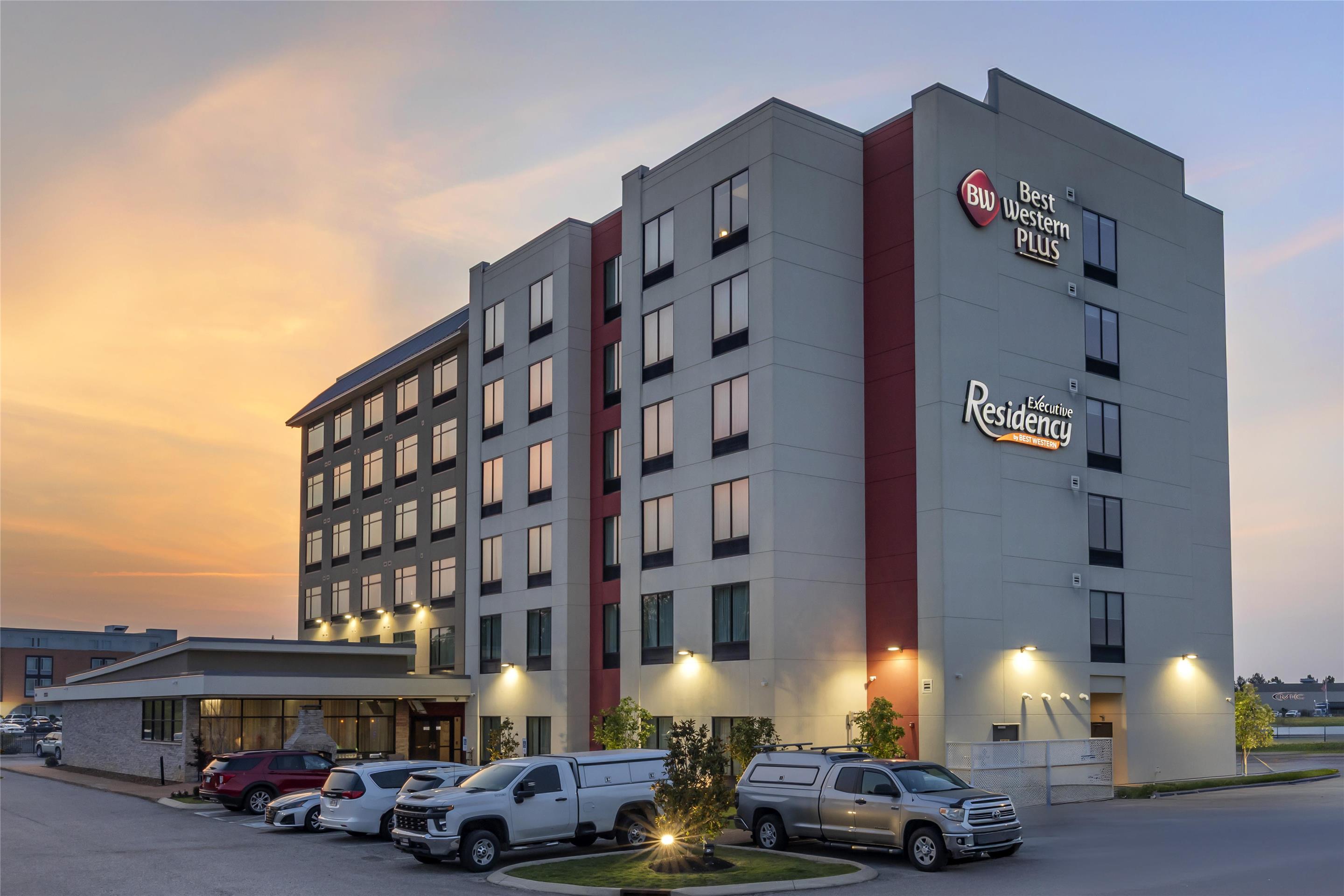 Exterior | Best Western Plus Executive Residency Jackson Northeast