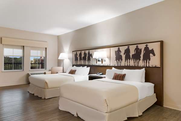 Suite - Best Western Bandera Suites