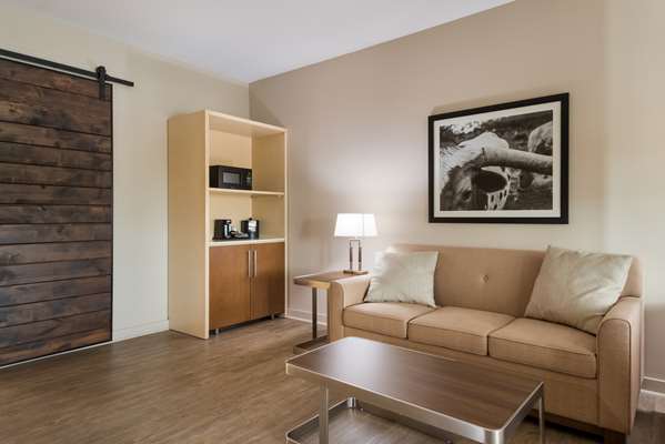 Suite - Best Western Bandera Suites