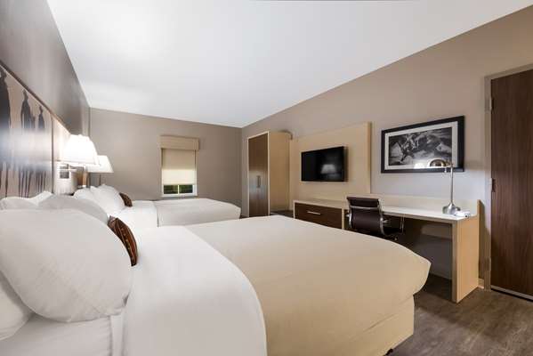 Suite - Best Western Bandera Suites