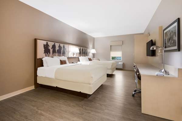 Suite - Best Western Bandera Suites