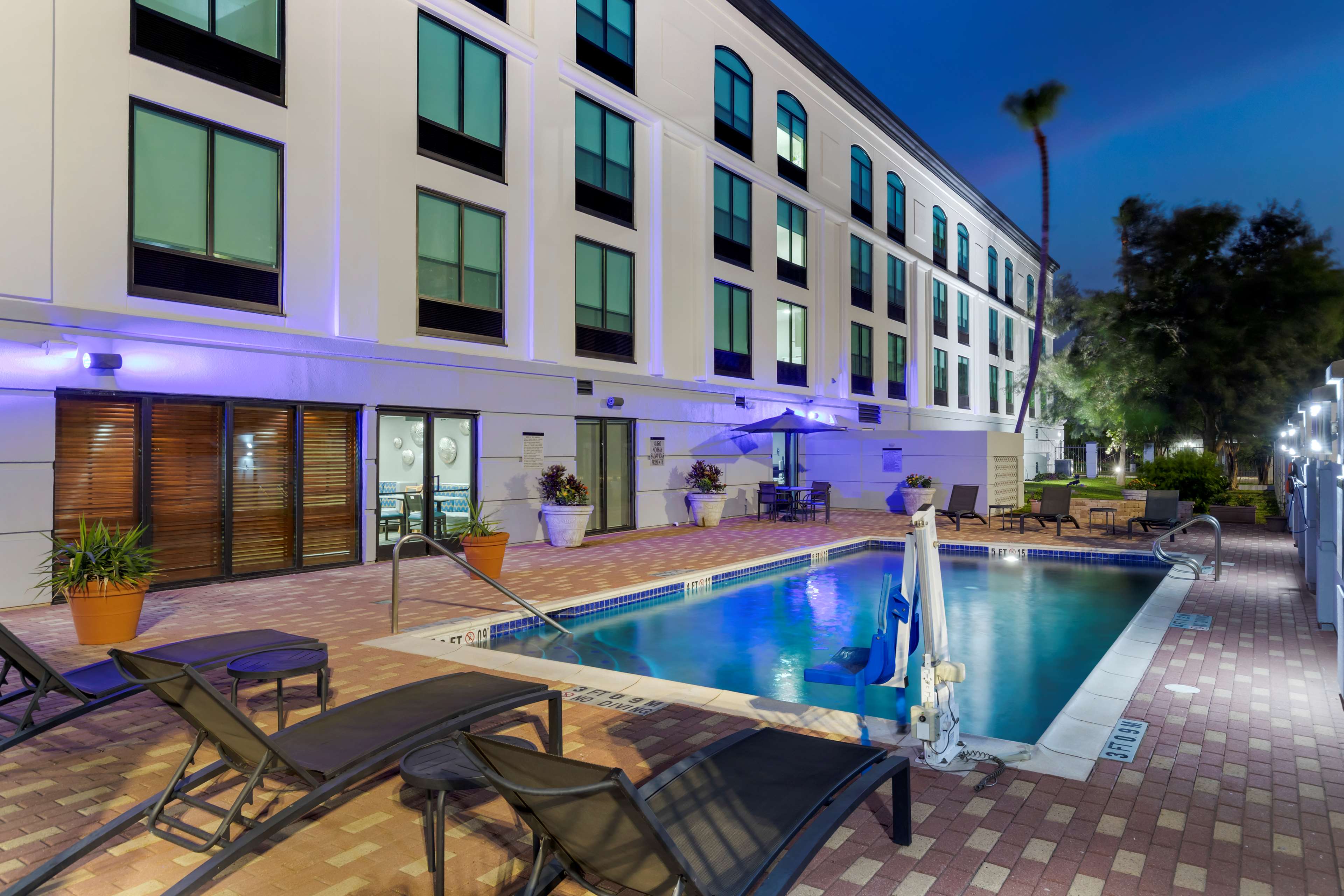 Best Western Plus McAllen Airport Hotel - Tap to explore photos