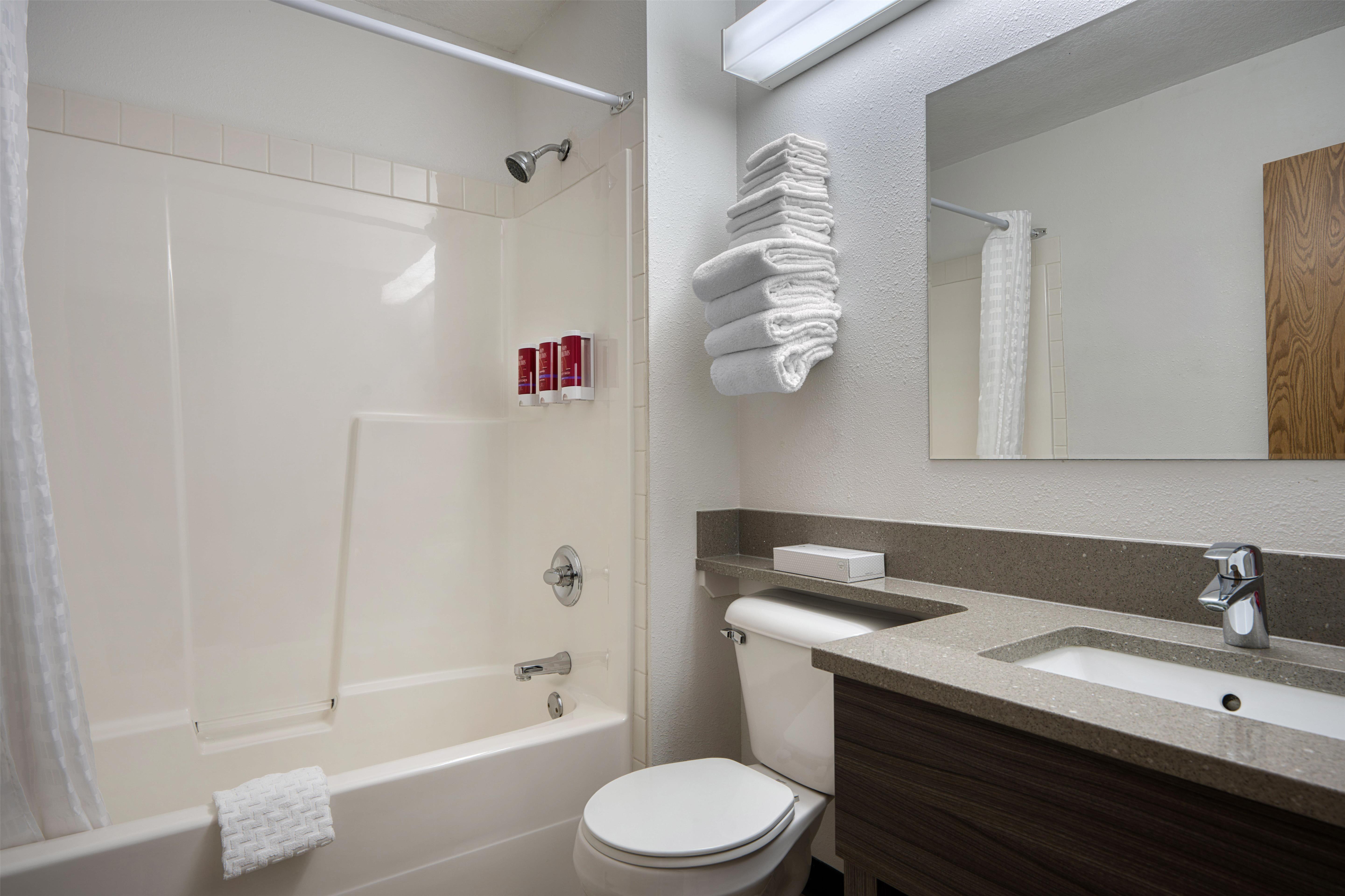 SureStay Plus Hotel by Best Western Lethbridge Room Type - 2 Queen Beds, Non-Smoking, Flat 32 Inch Television, Microwave And Refrigerator, High Speed Internet 
