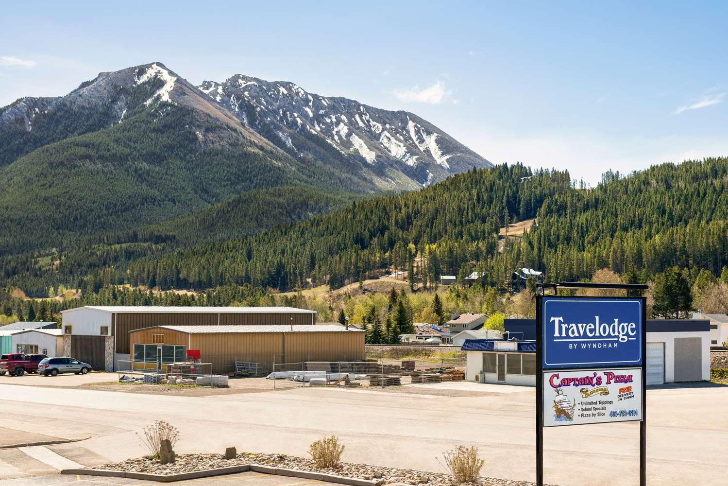 Travelodge Blairmore, AB See Discounts