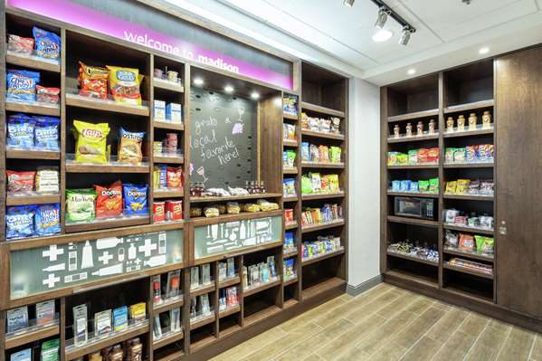 Restaurant - Hampton Inn Madison - I-90, Exit 212