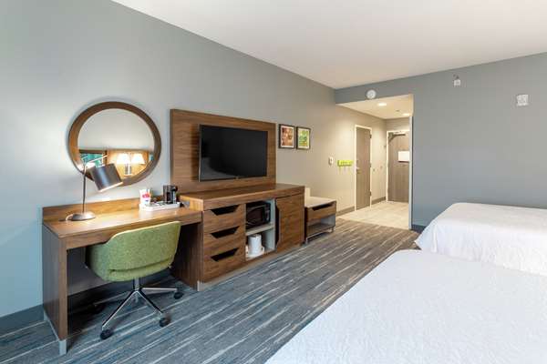  - Hampton Inn Madison - I-90, Exit 212