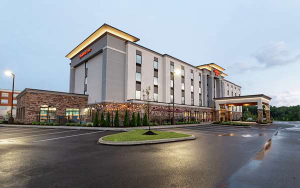 Exterior view - Hampton Inn Madison - I-90, Exit 212
