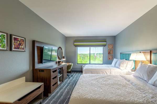  - Hampton Inn Madison - I-90, Exit 212