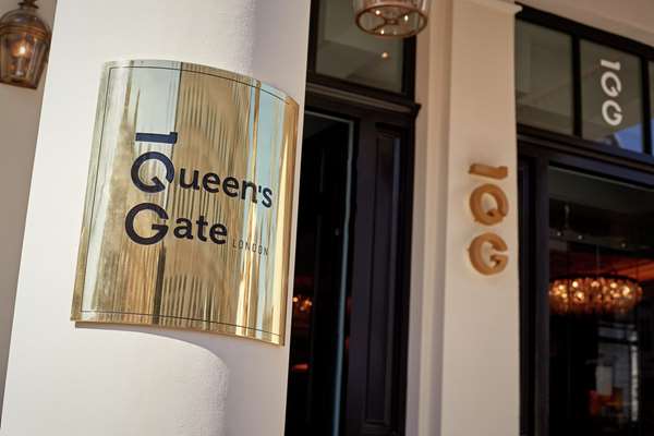 100 Queen's Gate Hotel London, Curio Collection by Hilton