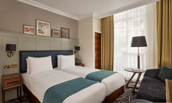 SUPERIOR TWIN/2 SINGLE BEDS