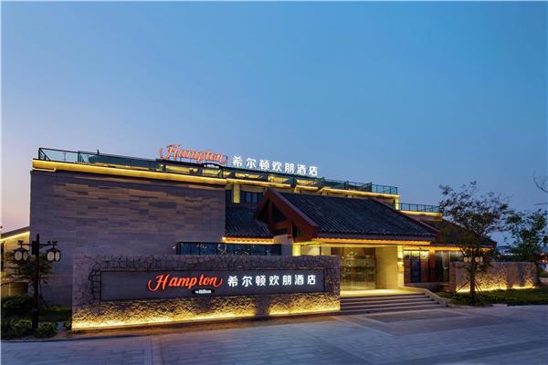 On-Site,Outdoor/Exterior,Exterior View of Building