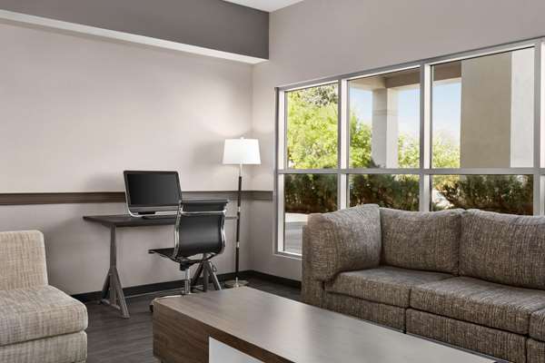 Conference Area - Wingate by Wyndham Hotel Lethbridge