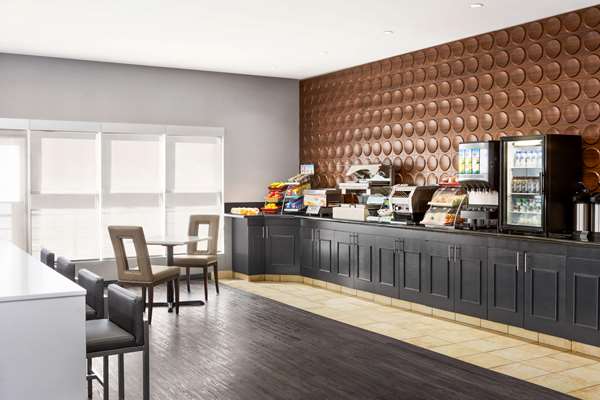  - Wingate by Wyndham Hotel Lethbridge