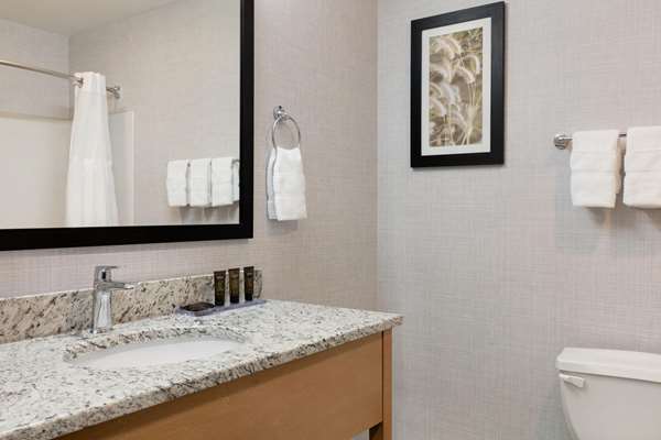  - Wingate by Wyndham Hotel Lethbridge