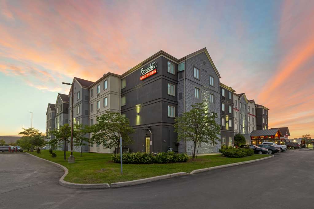 Executive Residency by BW Toronto