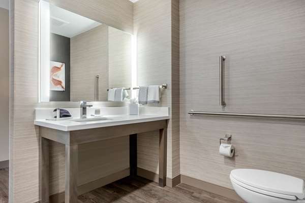  - Cambria Hotel Fort Mill - I-77, Exit 85