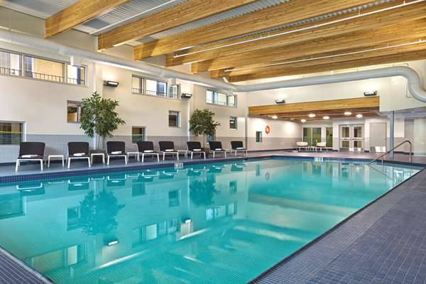 Pool - Red Deer Resort & Casino