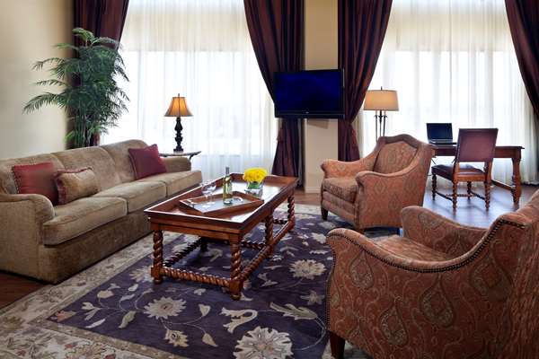 Suite - Red Deer Resort & Casino
