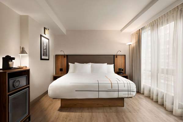 Suite - La Quinta Inn & Suites Midtown Manhattan New York