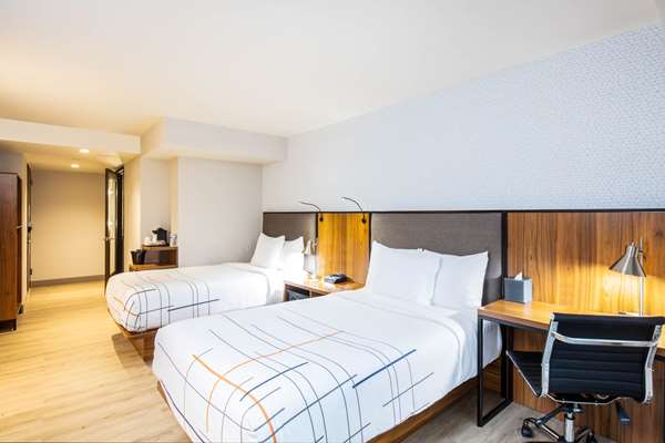  - La Quinta Inn & Suites Midtown Manhattan New York