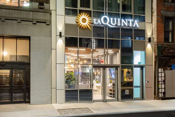Exterior view - La Quinta Inn & Suites Midtown Manhattan New York