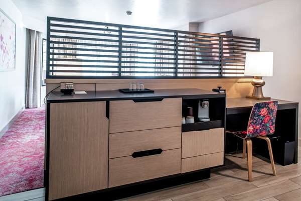  - Cliffrose Hotel Springdale