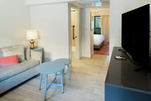  - Cliffrose Hotel Springdale