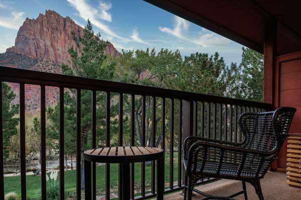  - Cliffrose Hotel Springdale