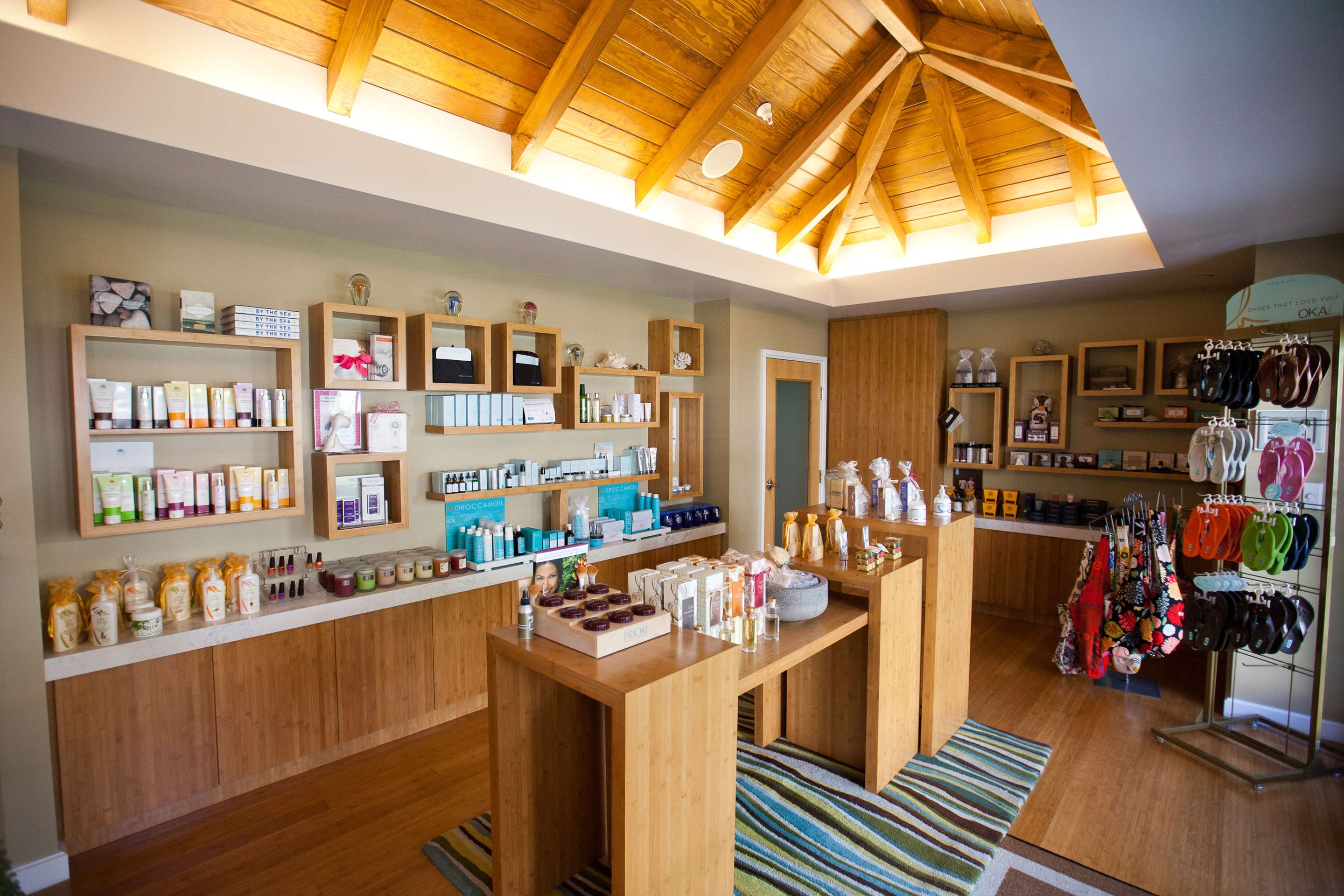 Retail Store in Spa L'Auberge | L'Auberge Del Mar