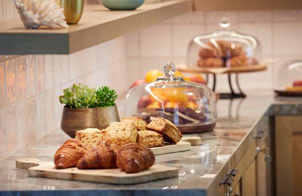 Amenities - L'Auberge Del Mar Resort & Spa