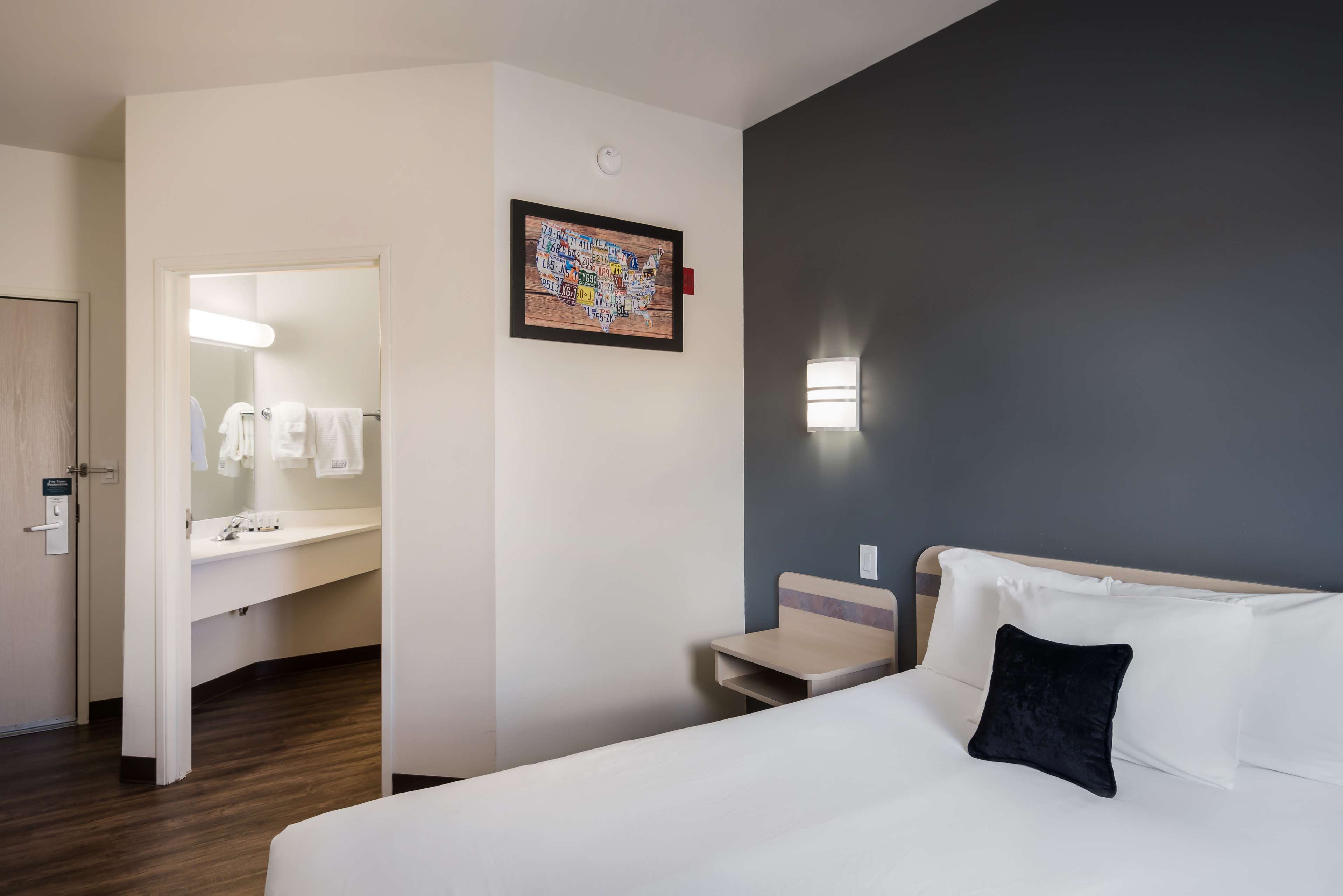 Queen Bed image