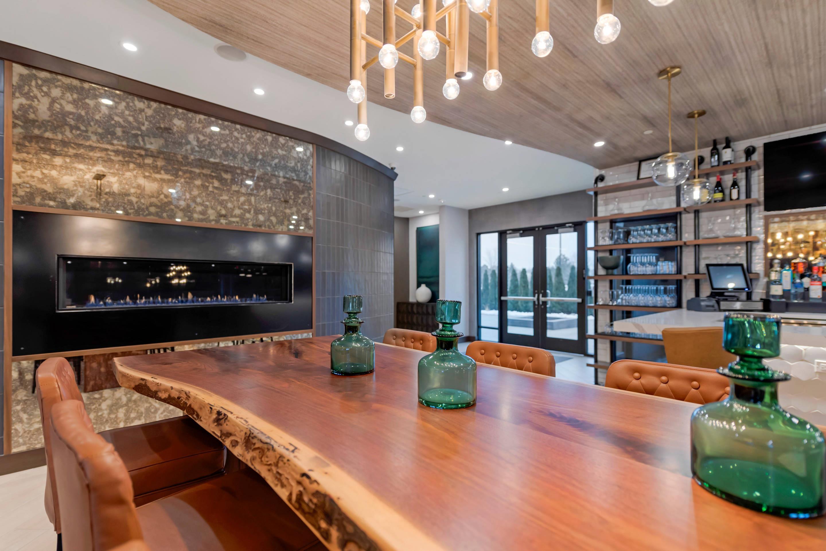 Hotel restaurant and bar | Cambria Hotel Detroit - Shelby Township