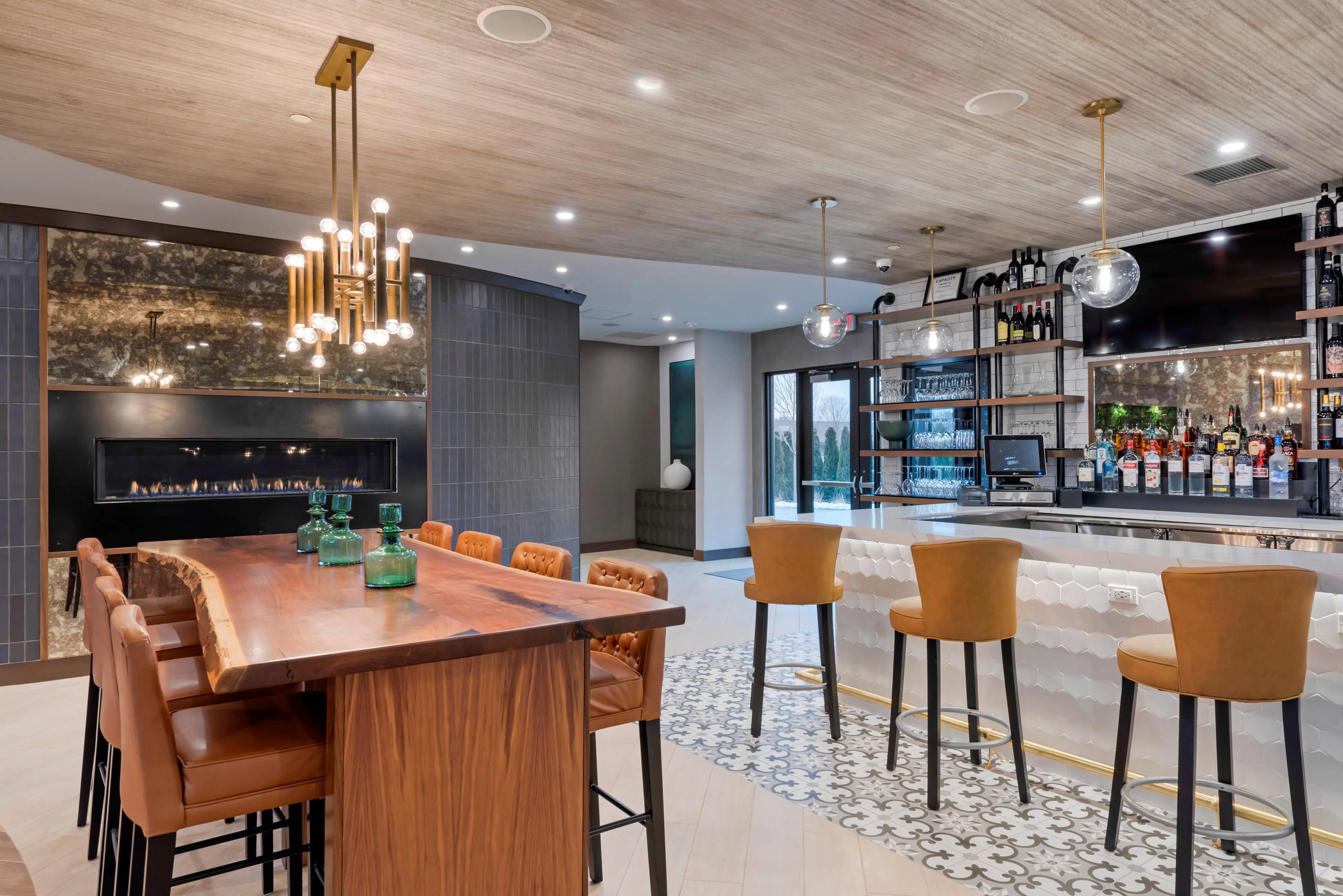 Hotel restaurant and bar | Cambria Hotel Detroit - Shelby Township