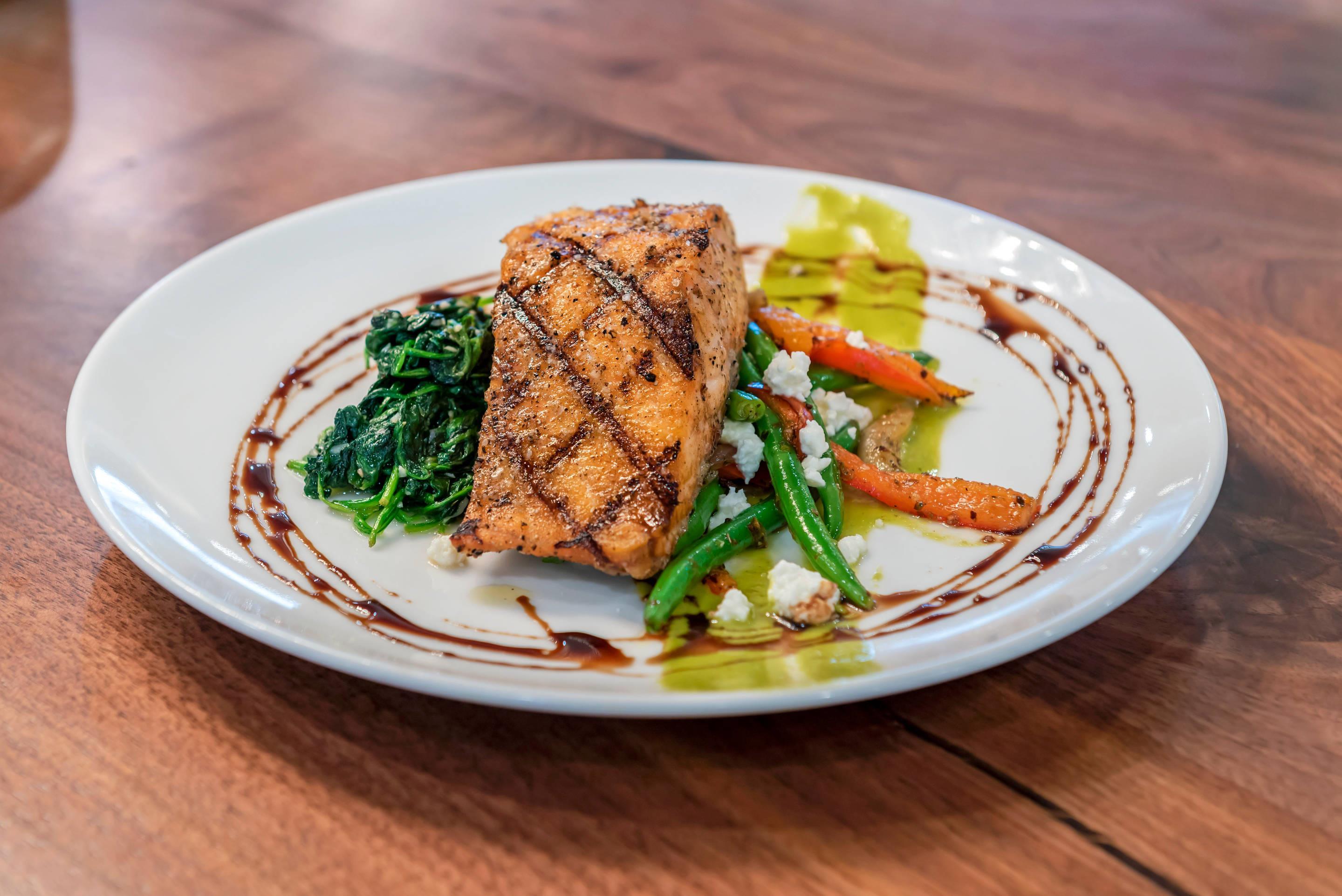 On-site restaurant | Cambria Hotel Detroit - Shelby Township