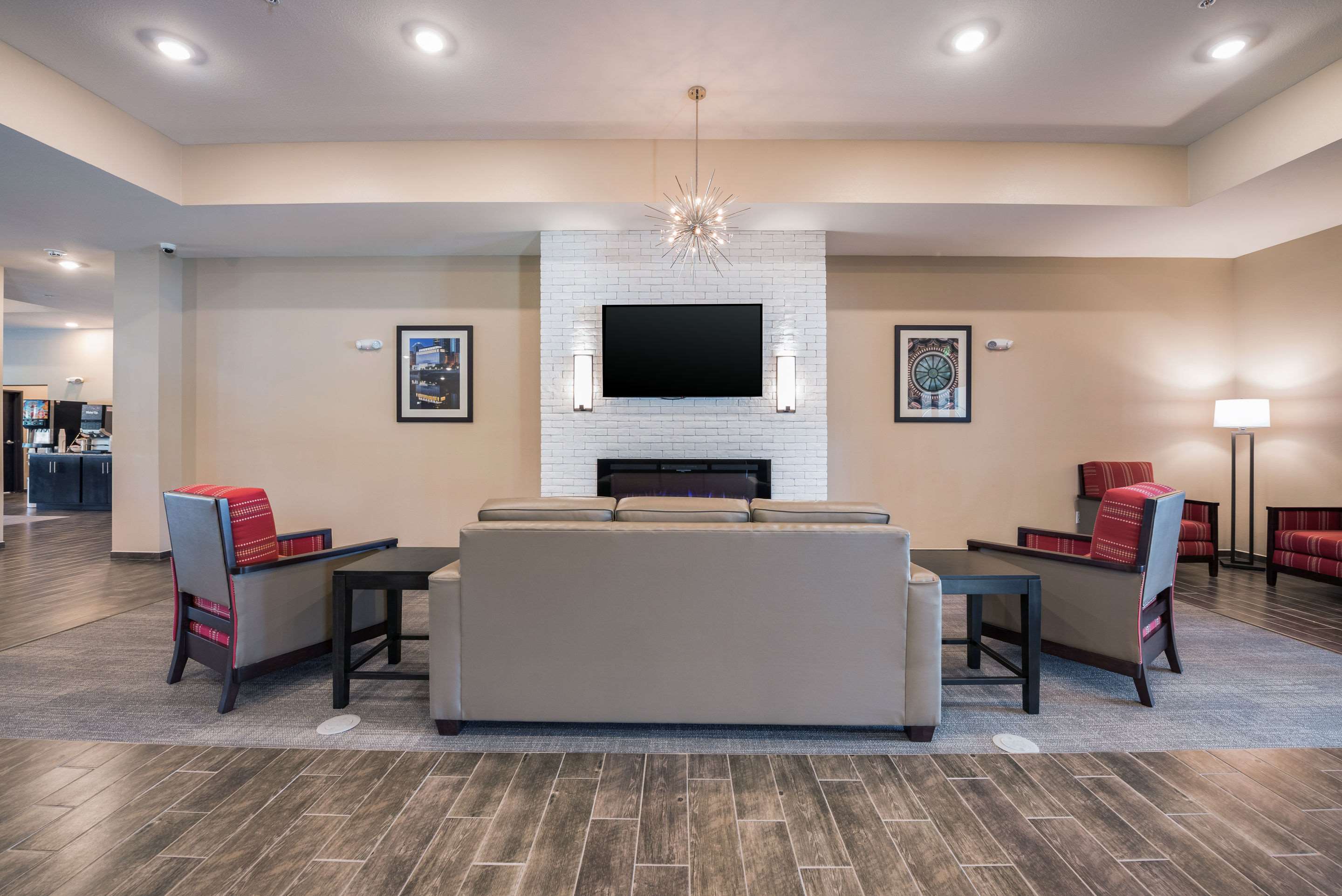 Hotel lobby | Comfort Suites Marysville Columbus - Northwest