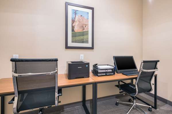 Conference Area - Comfort Suites Marysville