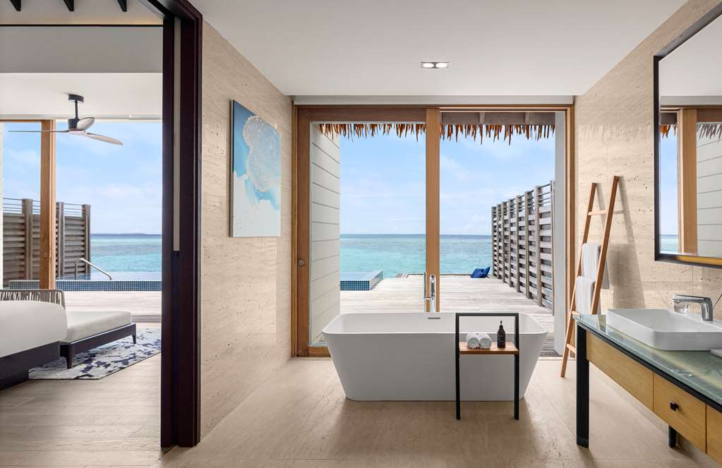 RADISSON BLU RESORT MALDIVES-guestroom-Guest Room,Bathroom,On-Site.jpg