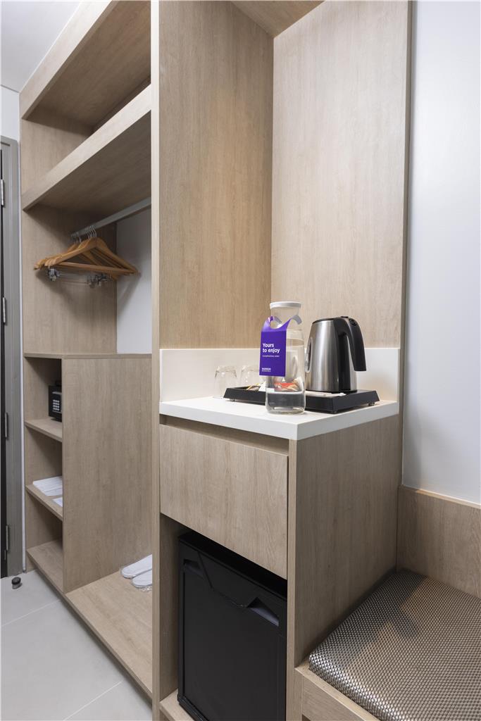 PARK INN NORTH EDSA-guestroom-Guest Room,Guest Room Amenity,On-Site.jpg