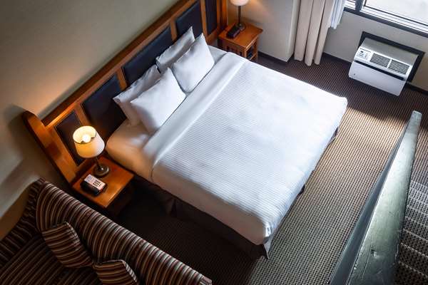 Suite - Blackcomb Lodge Whistler