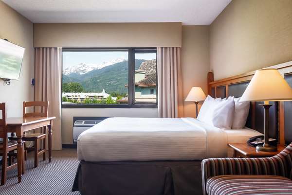 Suite - Blackcomb Lodge Whistler