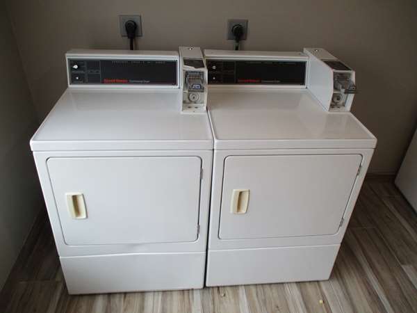 Amenities - Best Western Worlds of Fun Inn & Suites Kansas City